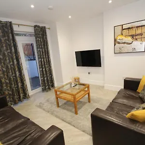 Eversley's Mews London