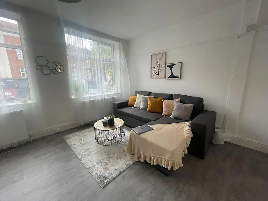 Cosy 2 Bed In Tower Bridge Road Apartment London